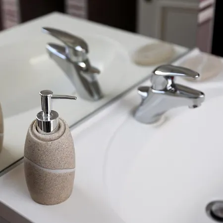 Au Bon Vivant Guest house 3*